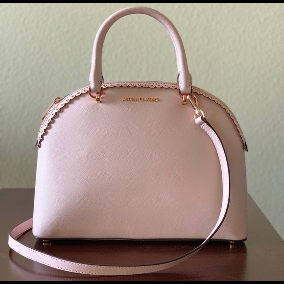 Michael Kors Handbags - *SPECIAL DEAL* NWT💗MK Emmy Large Dome Satchel